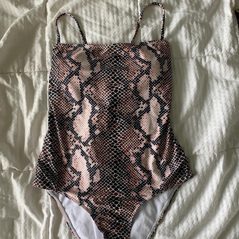 SOLD Snake print One-piece Swimsuit